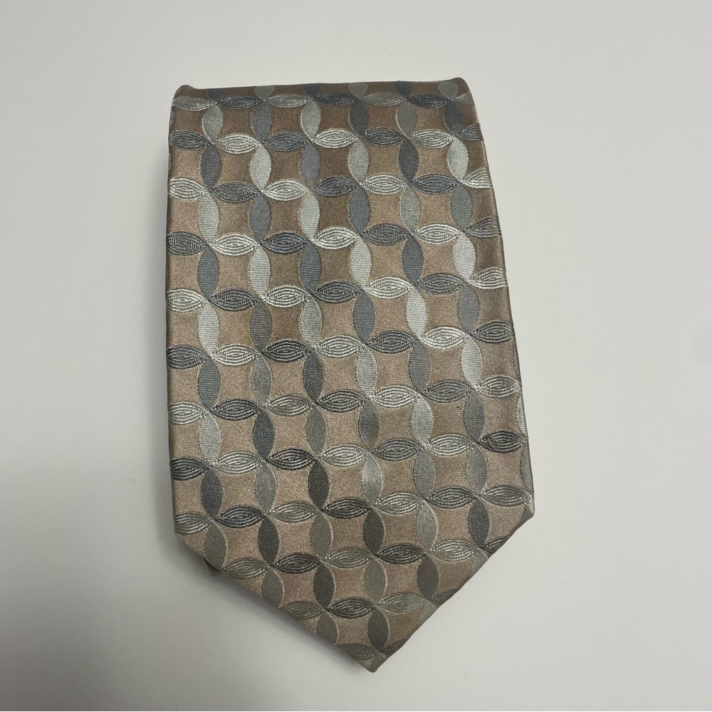 Men’s Calvin Klein Geometric Neutral Patterned Tie 100% Silk